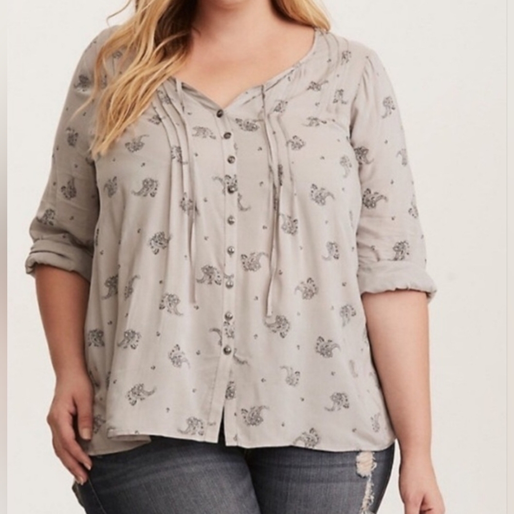 Torrid Peasant Gray Paisley Blouse Women's Plus Size 3 or 22/24